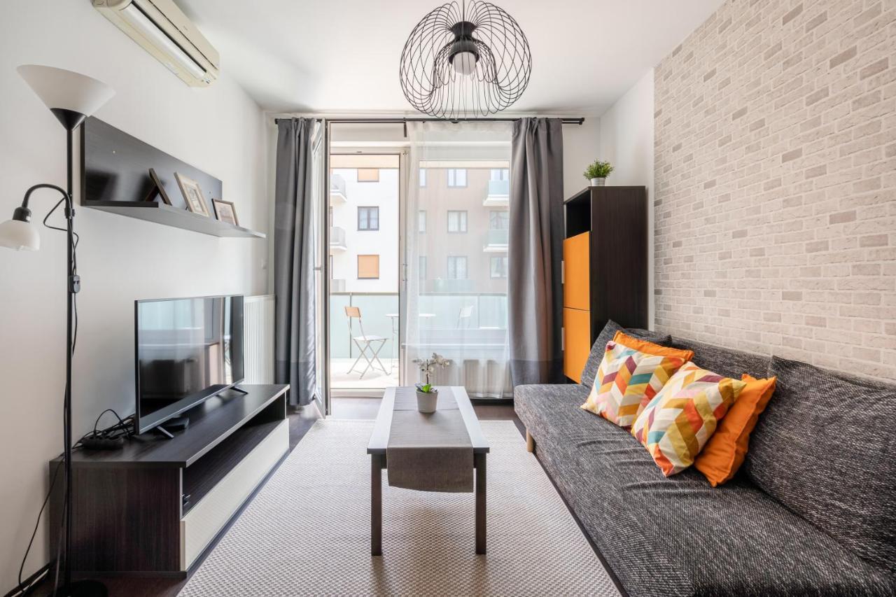 City Center Corvin Suite Apartment Budapest Luaran gambar