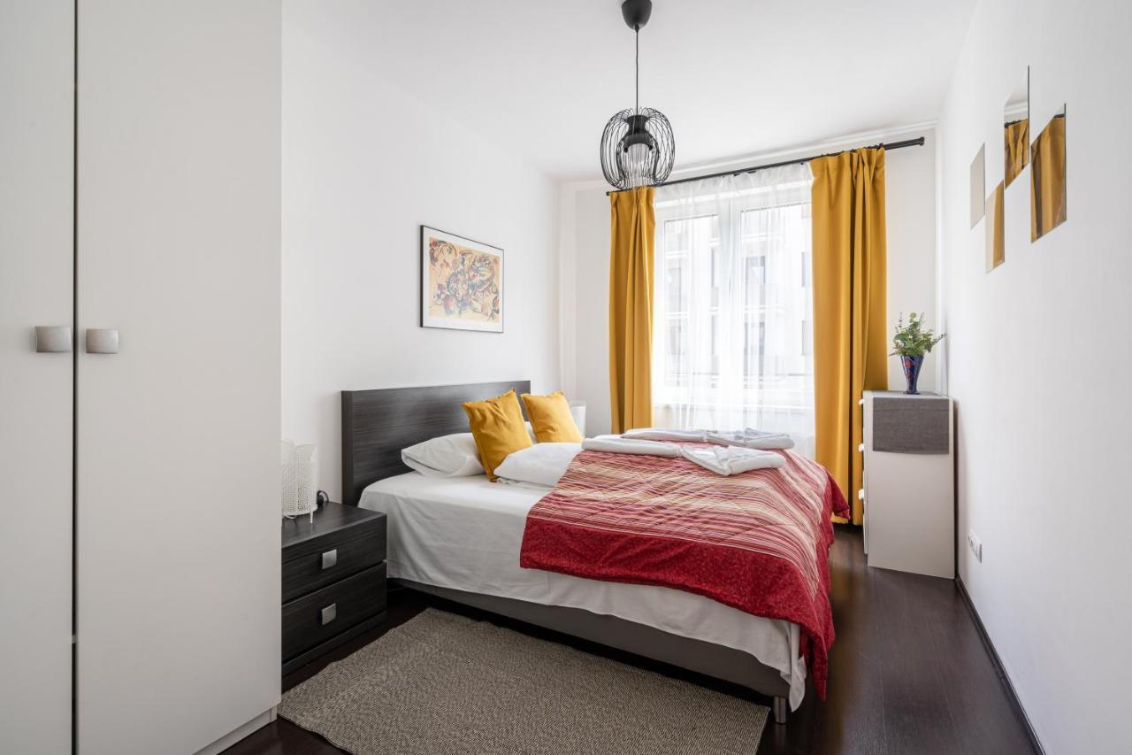 City Center Corvin Suite Apartment Budapest Luaran gambar
